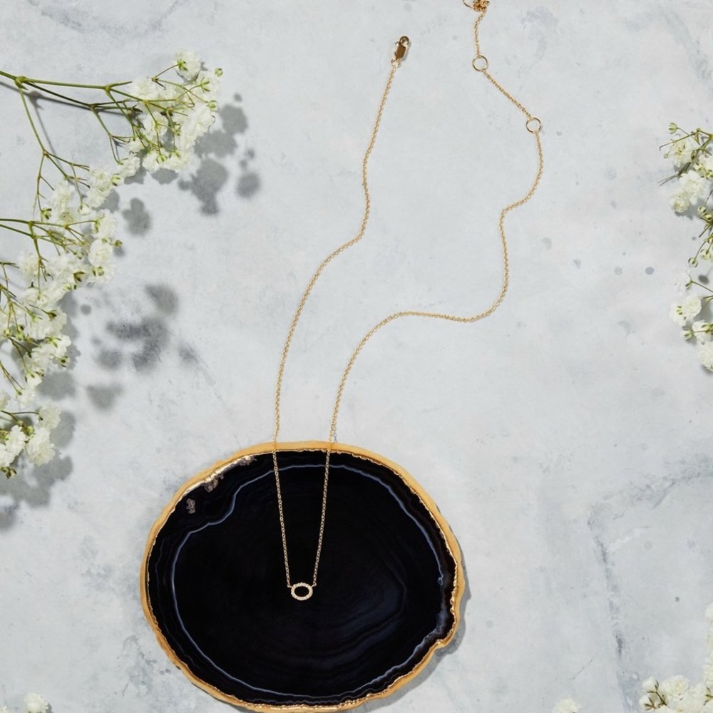 💎 Dainty Diamond Pendant 💎